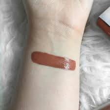 Huda Beauty Liquid Matte Lipstick GIRLFRIEND